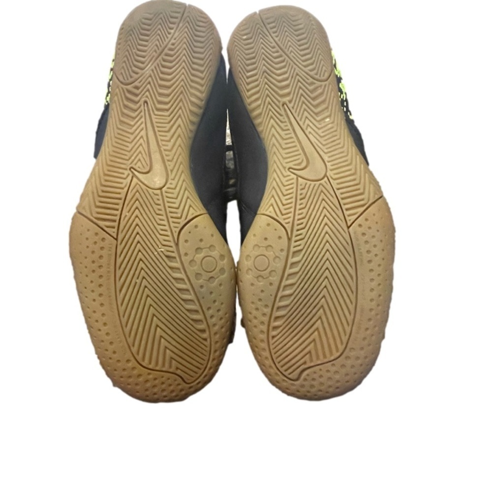 Nike Bombax IC JR Indoor Soccer Shoes boys 3.5Y - Picture 6 of 7